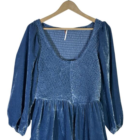 Free People Farrier Velvet Mini Dress Womens M Blue Smocked Puff Sleeve Witchy - Picture 4 of 8